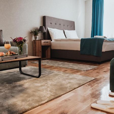 Magellan Family Lux Apartments Novi Sad Buitenkant foto