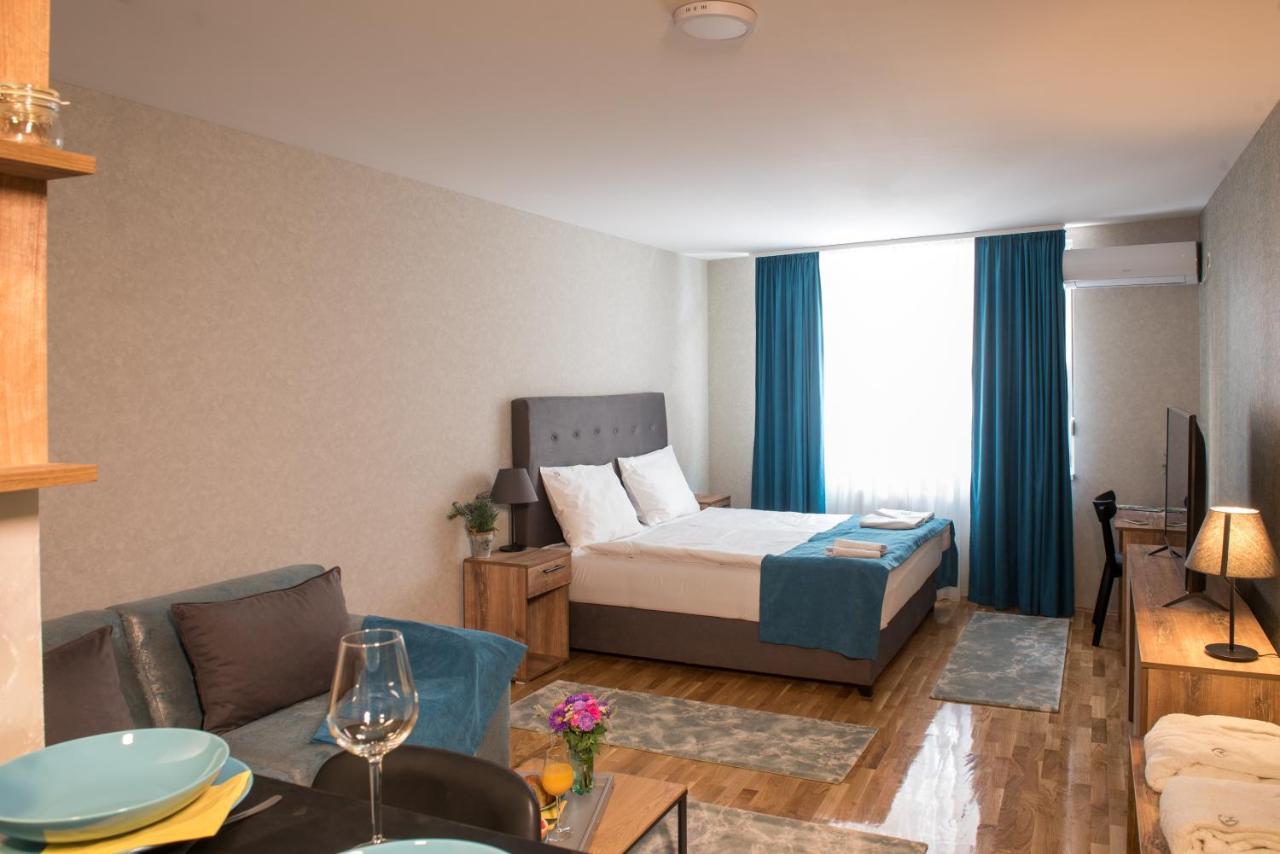 Magellan Family Lux Apartments Novi Sad Buitenkant foto