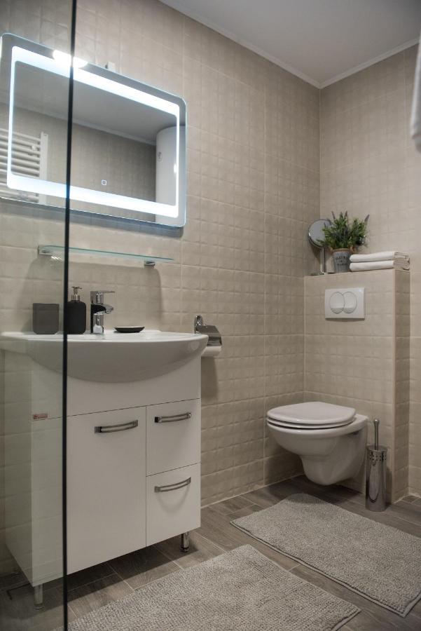 Magellan Family Lux Apartments Novi Sad Buitenkant foto