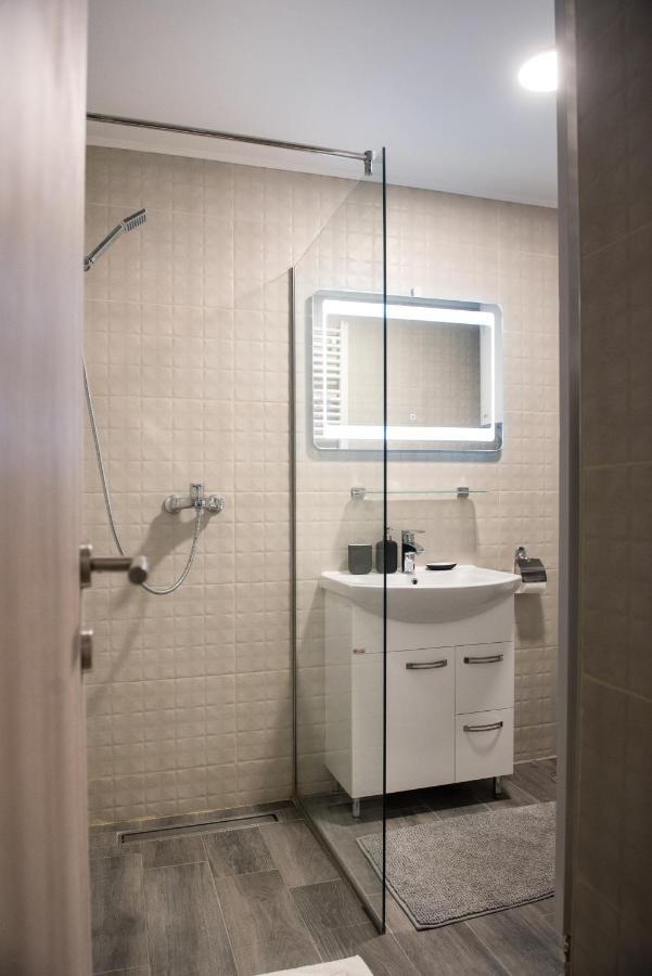 Magellan Family Lux Apartments Novi Sad Buitenkant foto